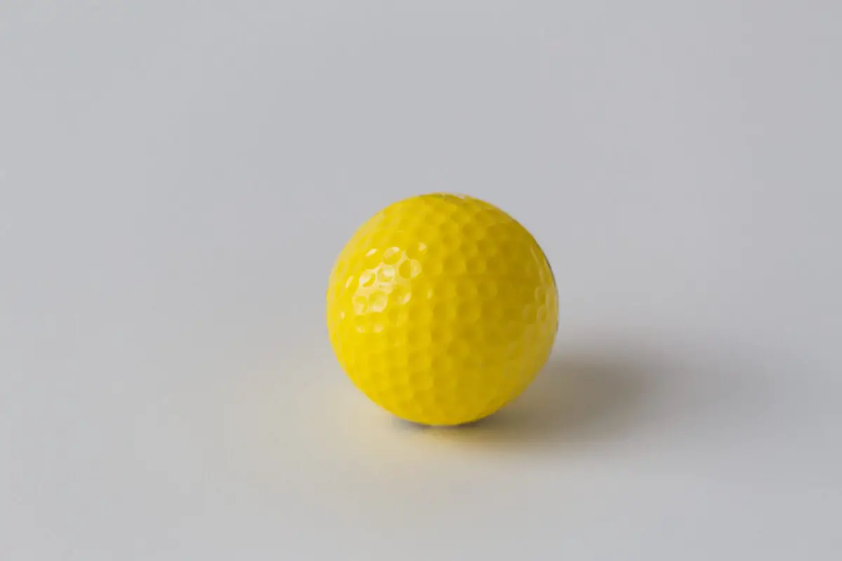 Why Use Yellow Golf Balls